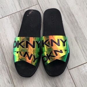 Dkny slides